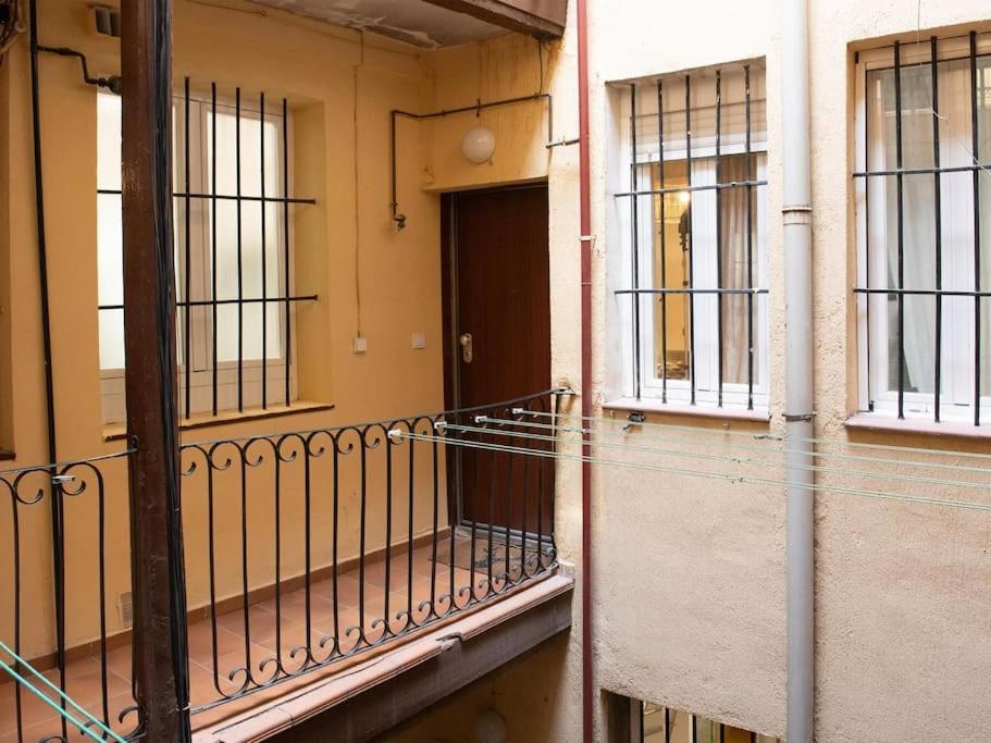 Apartamento A 2 Minutos De Lavapies, Madrid Apartment Exterior photo